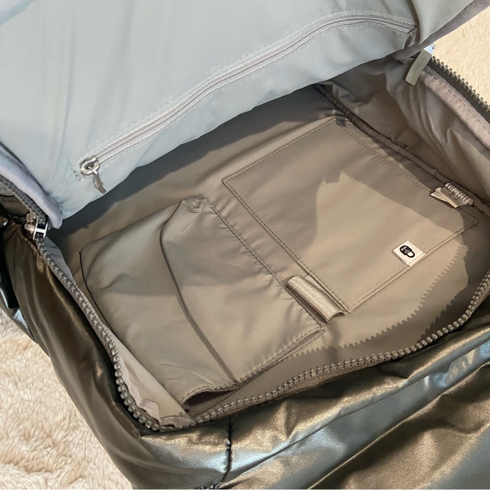 Baggallini Go To Laptop Flap Backpack Gunmetal Puff RFID Travel Work Bag - Picture 5 of 13